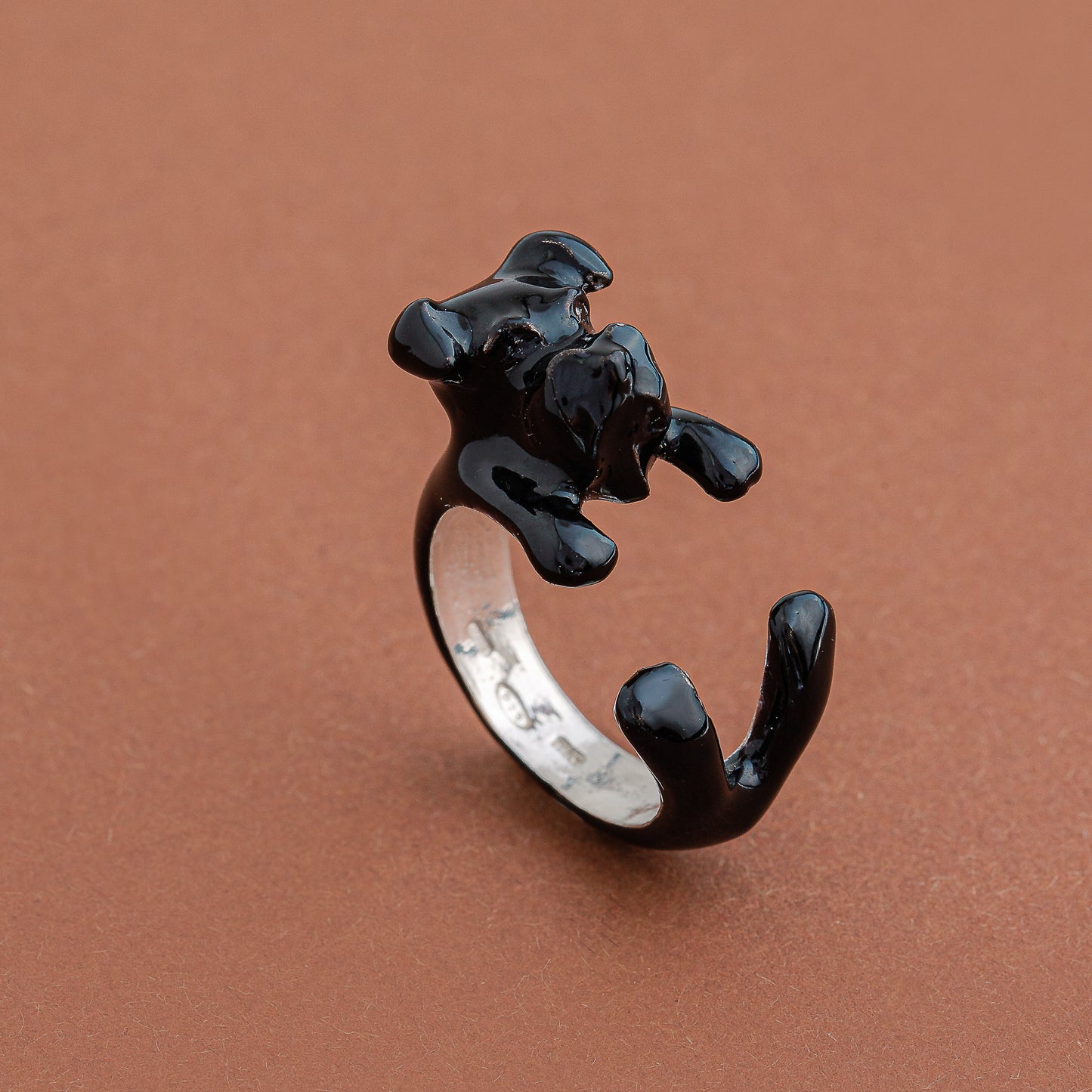 Schnauzer argento 925 dog ring- argento scolpito -dog lover amante dei cani smaltato - My Silver pet ring dog hug : schnauzer gift incisone