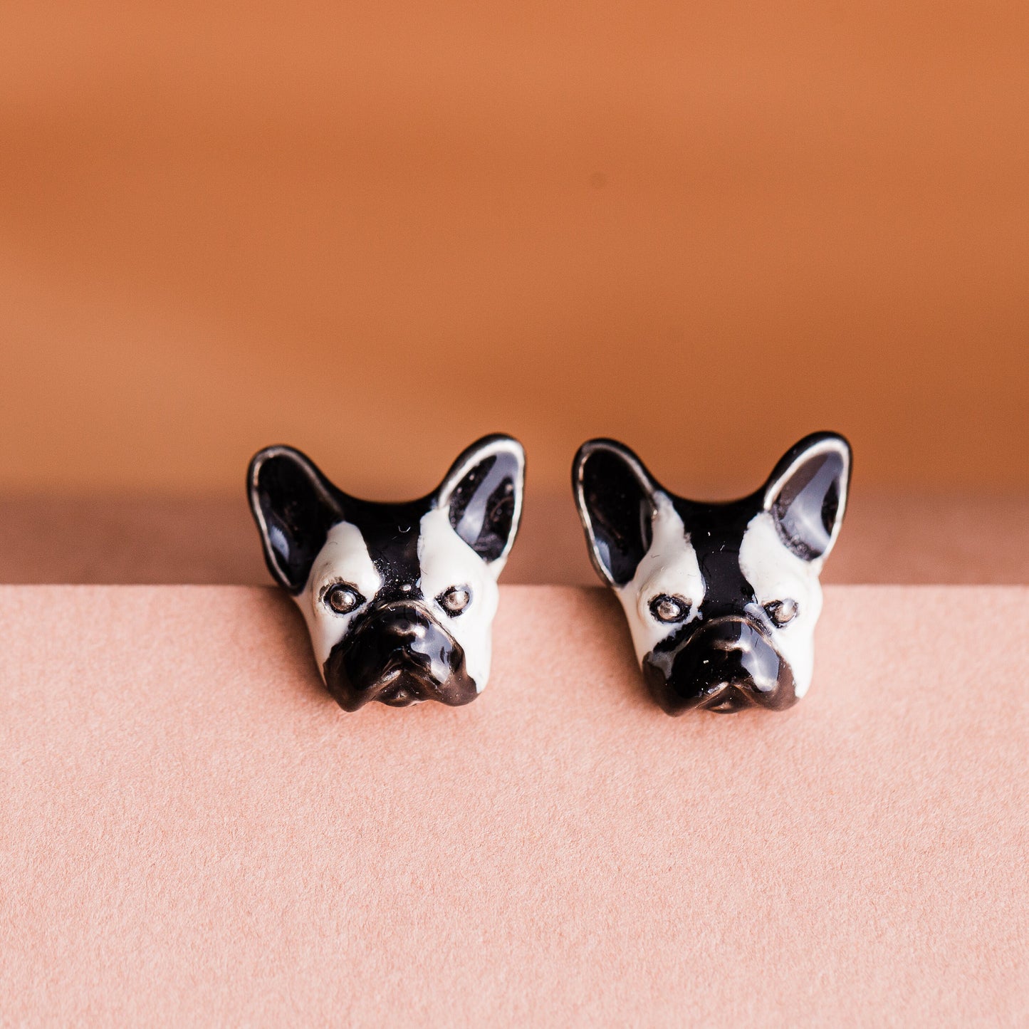 Orecchini argento 925 orecchini cane scolpito dog lover -amante dei cani - smaltato My Silver pet ring dog abbraccio : bull dog francese