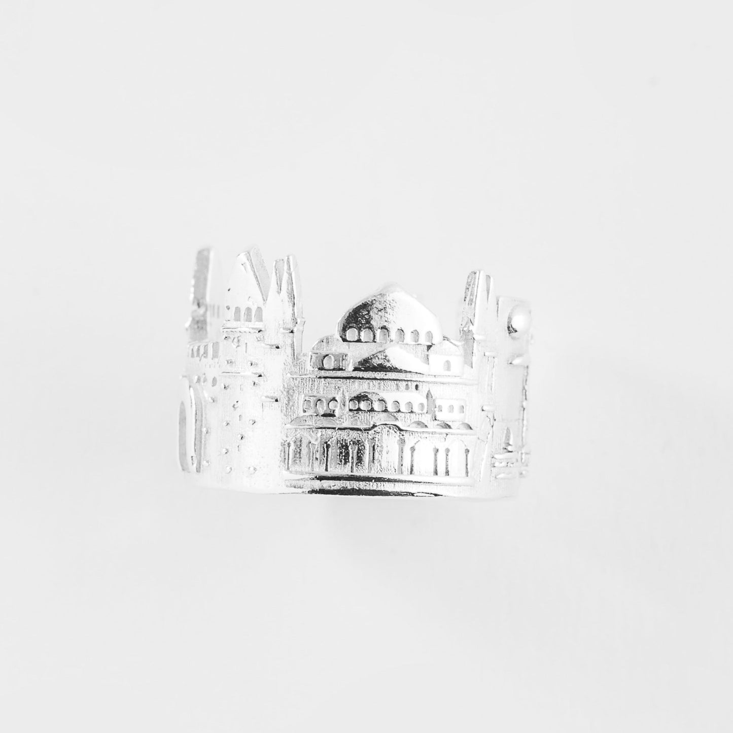 Istanbul skyline ring