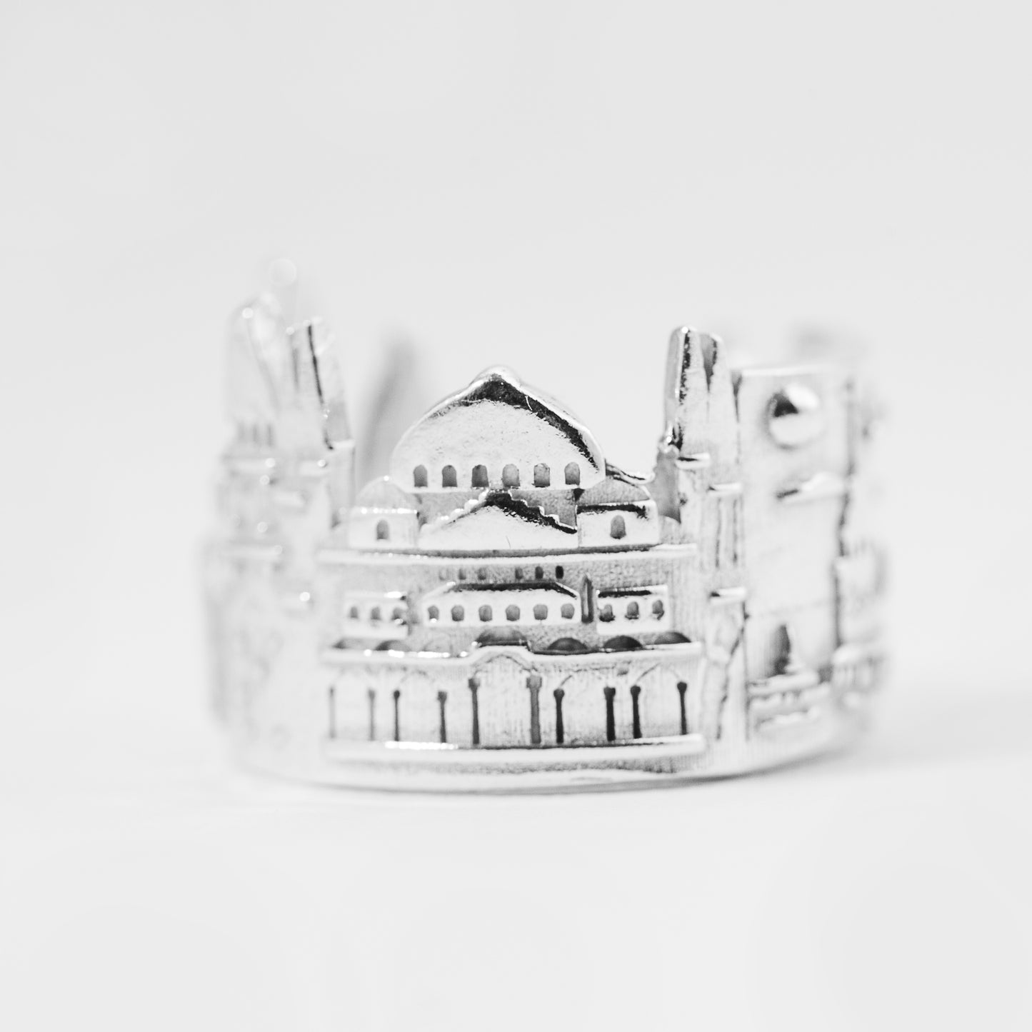 Istanbul skyline ring