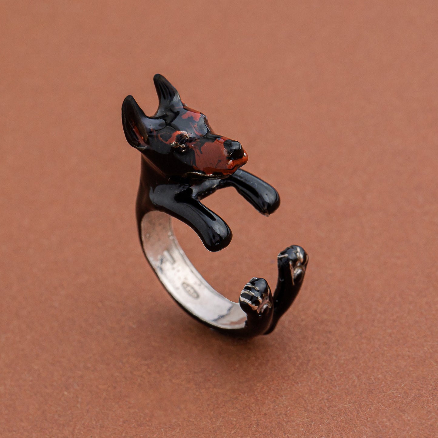 Dobermann argento 925 dog ring- argento - enamel jewelry - dog lover - - amante dei cani - smaltato - My Silver pet ring dog hug : dobermann